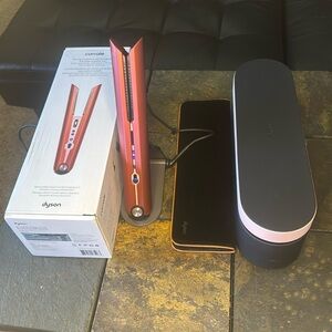 Dyson Corrale Hair Straightener in Metallic Red